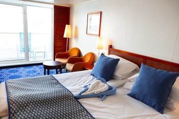 Balcony Cosmos Cabin